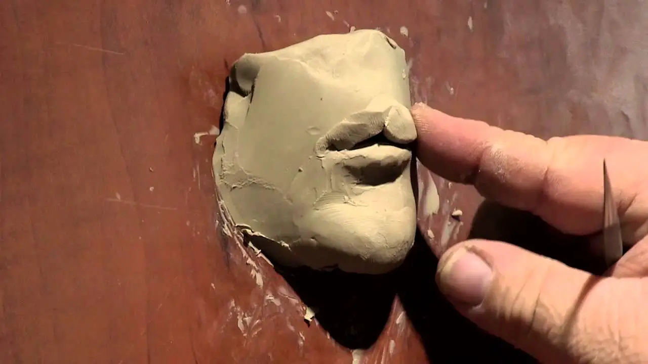 Tips for Making a Proper Wire Armature when Sculpting in Clay
