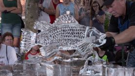 Ice Carving at the 2016 Iowa State Fair