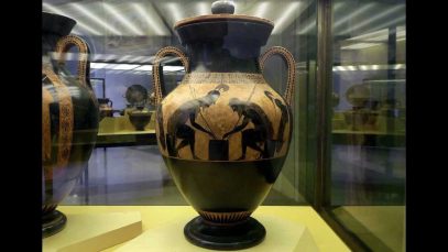 Attic Black Figure Exekias amphora with Ajax and Achilles playing a game