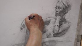 Female figure drawing demonstration by Yim Mau Kun