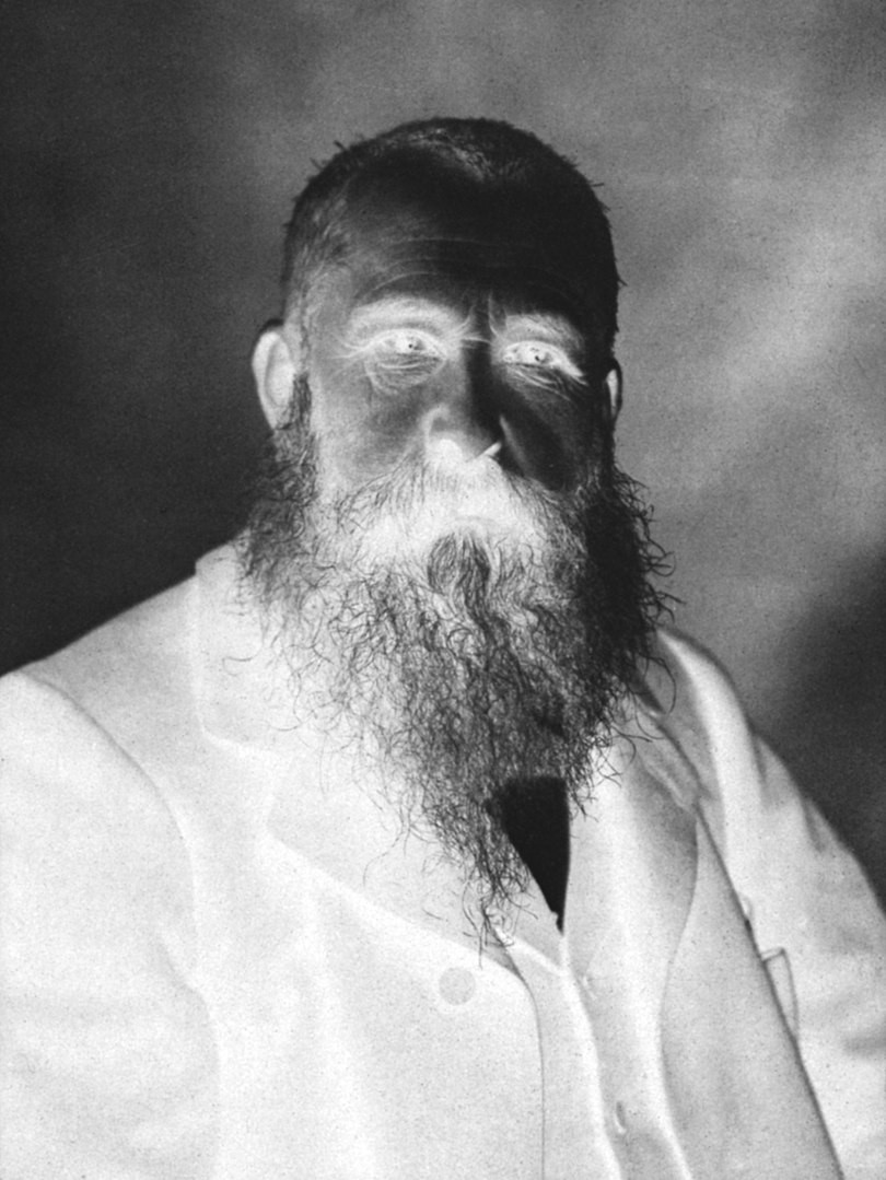 Inverted tones Claude Monet 1899 Nadar